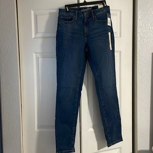 Women’s high rise skinny jeans size 12